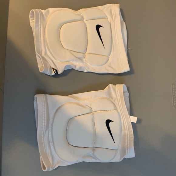 Nike Volleyball knee pads